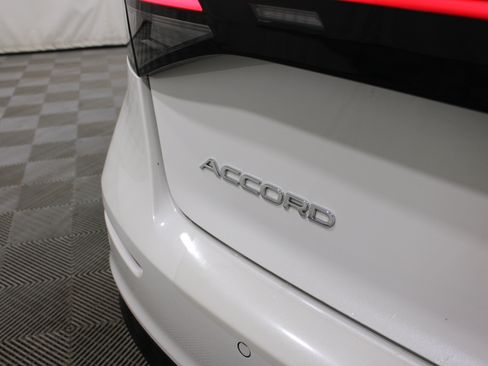 Used 2024 Honda Accord Touring image 30
