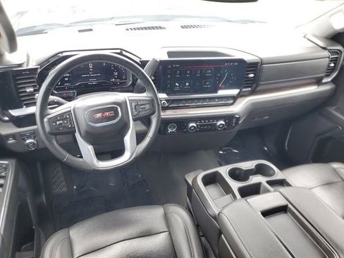 Used 2024 GMC Sierra 1500 SLT image 13