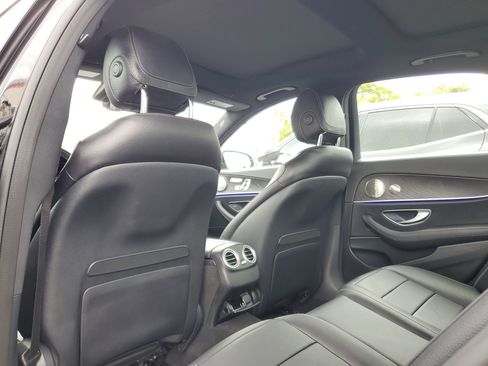 Used 2022 Mercedes-Benz E 350 Sedan image 11