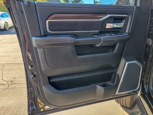Used 2022 RAM 2500 Laramie image 17