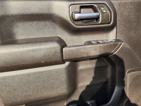 Used 2022 Chevrolet Silverado 1500 Custom RWD image 22