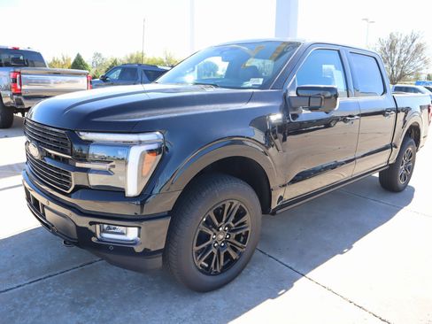 New 2025 Ford F150 Platinum w/ Equipment Group 702A High image 12