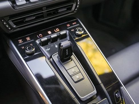 Used 2020 Porsche 911 Carrera 4S AWD/4WD image 39