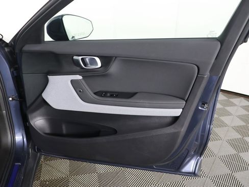 Used 2024 Polestar Polestar 2 image 22