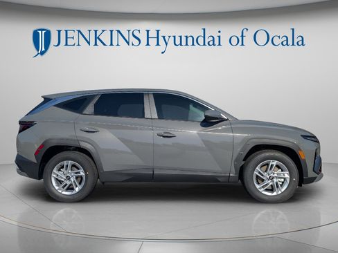 New 2026 Hyundai Tucson SE FWD image 2