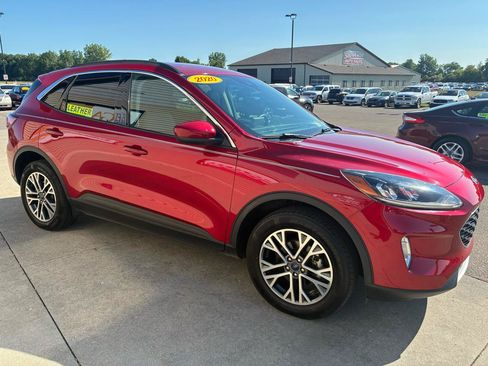 Used 2020 Ford Escape SEL AWD/4WD image 4