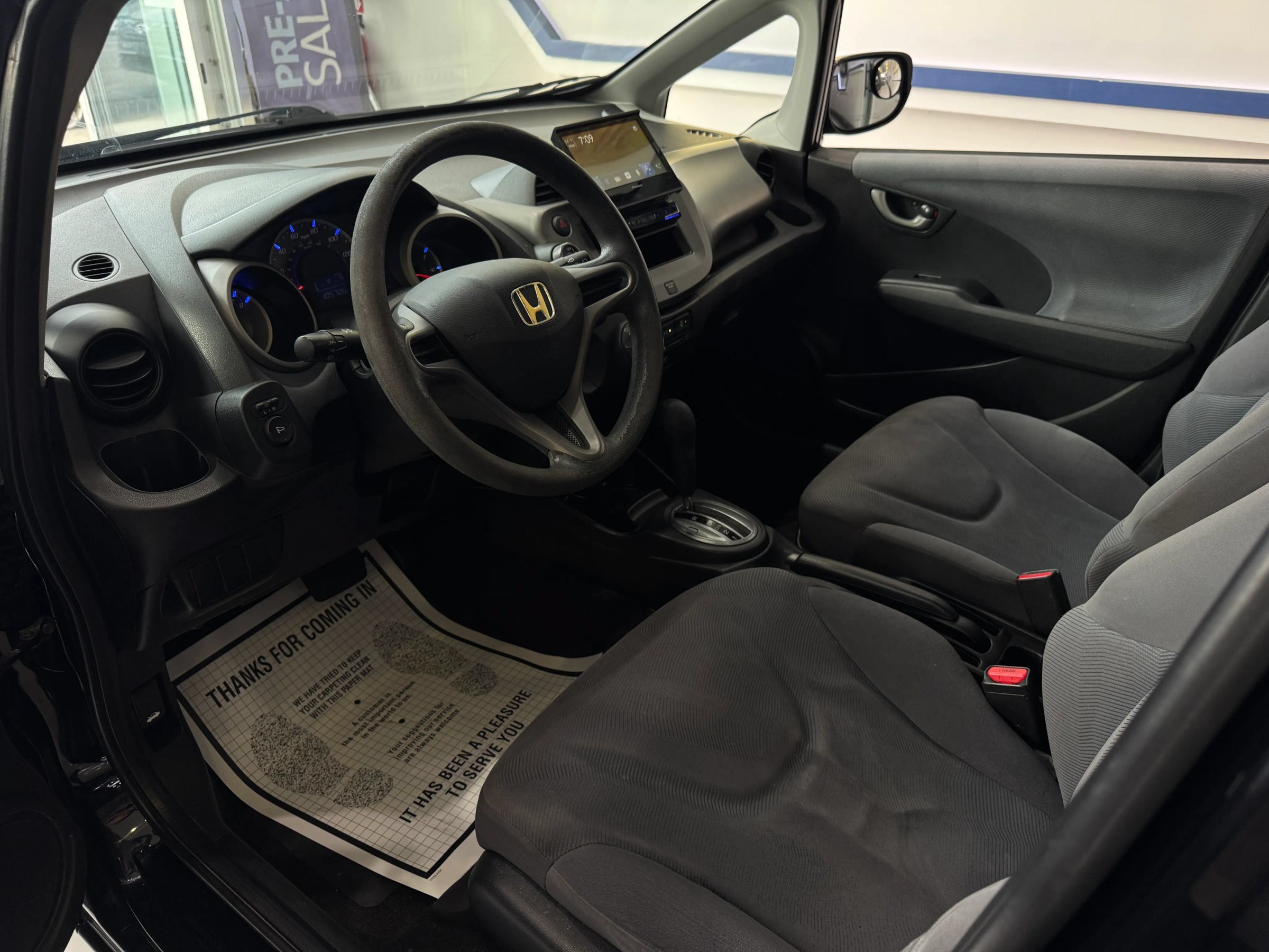 Used 2010 Honda Fit image 17