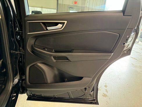 Used 2017 Ford Edge SEL w/ Equipment Group 201A image 29