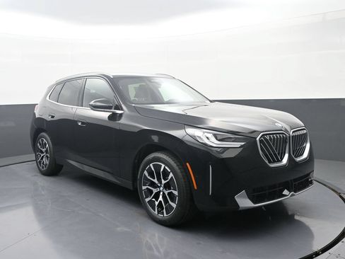 New 2026 BMW X3 xDrive30 w/ Premium Package AWD/4WD image 3