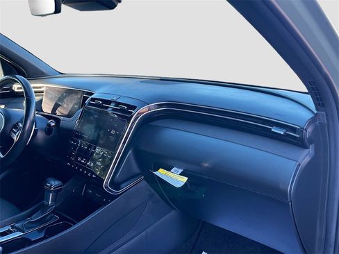 Used 2023 Hyundai Santa Cruz Limited image 31