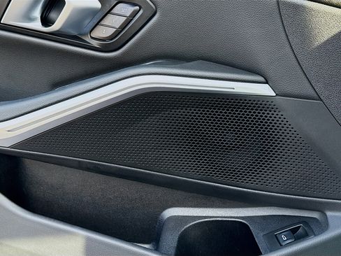 Used 2025 BMW 330i xDrive 330i xDrive image 25