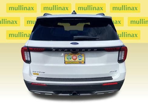 New 2026 Ford Explorer Active AWD/4WD image 4