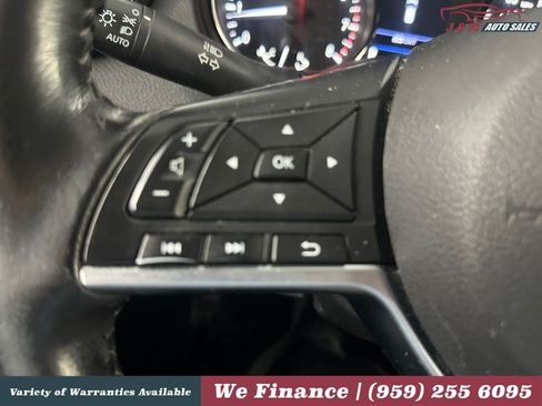 Used 2019 Nissan Rogue SV AWD/4WD image 29