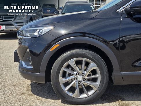 Used 2023 Buick Encore GX Essence w/ Experience Buick Package FWD image 5
