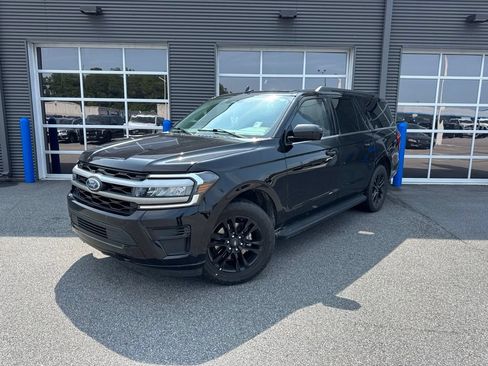 Used 2024 Ford Expedition Max XLT AWD/4WD image 1