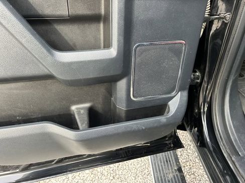 Used 2022 Ford F450 Platinum w/ FX4 Off-Road Package image 48