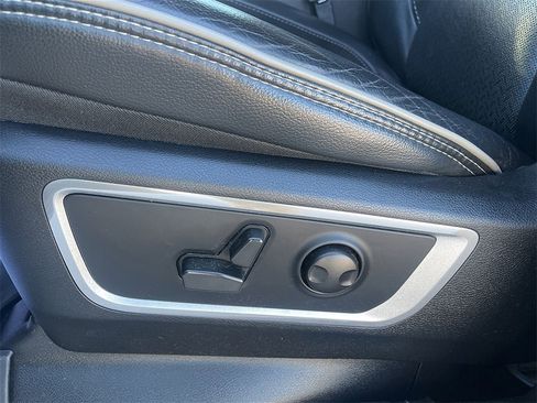 Used 2022 RAM 1500 Laramie image 20