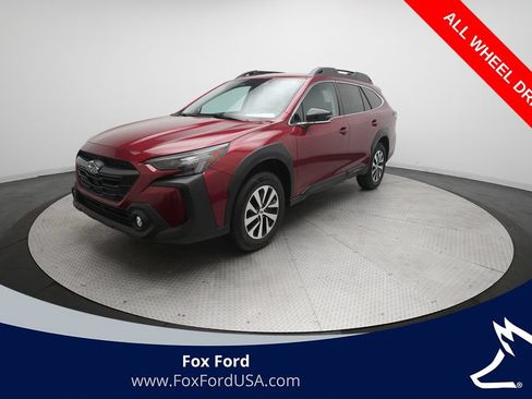 Used 2024 Subaru Outback Premium AWD/4WD image 1