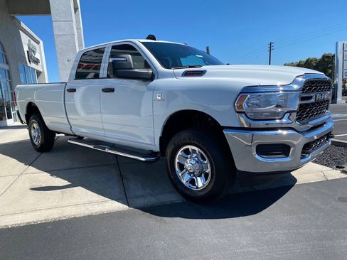 Used 2024 RAM 2500 Tradesman w/ Safety Group image 13