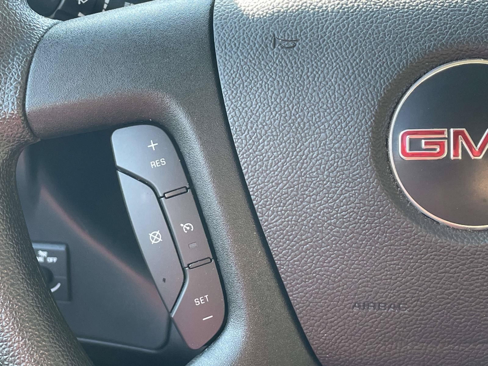 Certified 2025 GMC Savana 2500 w/ Driver Convenience Package RWD image 26