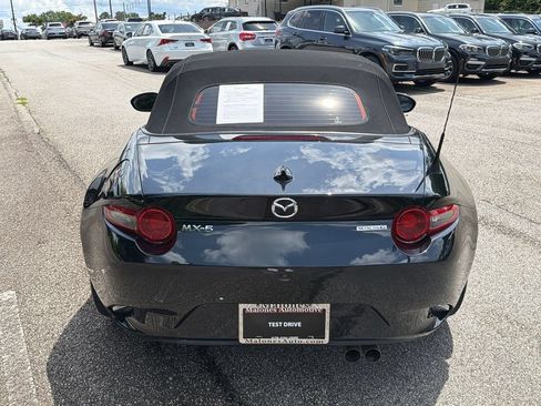 Used 2021 MAZDA MX-5 Miata Grand Touring RWD image 6