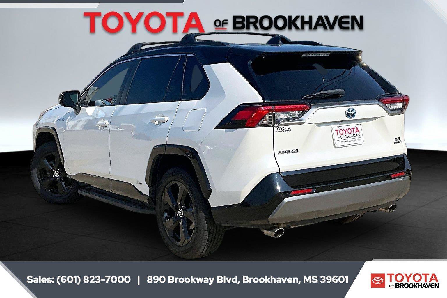 Used 2020 Toyota RAV4 XSE AWD/4WD image 2