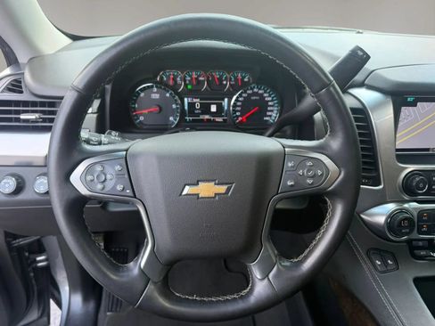 Used 2020 Chevrolet Suburban LT AWD/4WD image 19