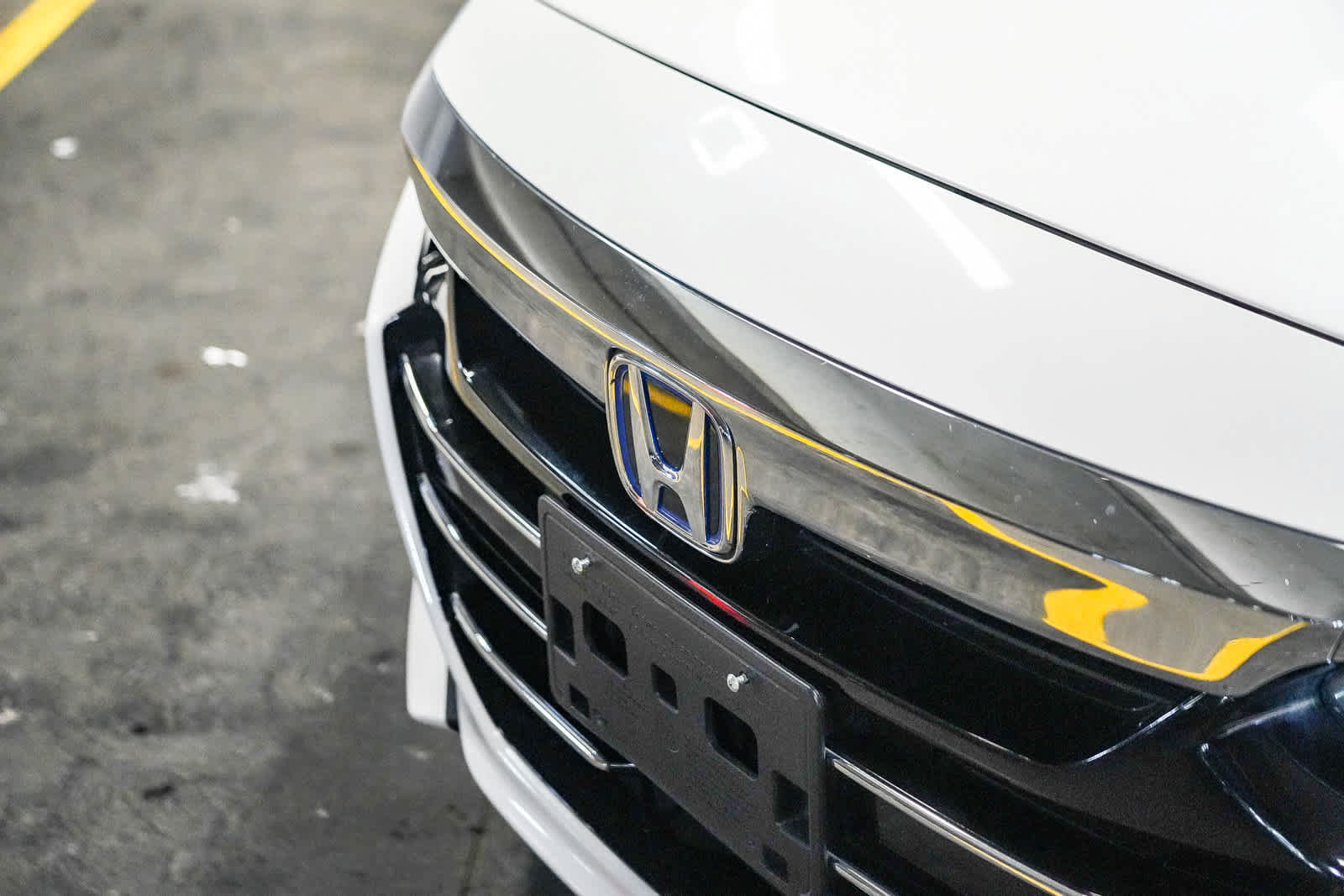 Used 2021 Honda Accord Hybrid image 3