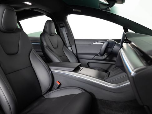Used 2023 Tesla Model X AWD/4WD image 29