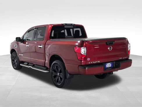 Used 2017 Nissan Titan SL AWD/4WD image 22