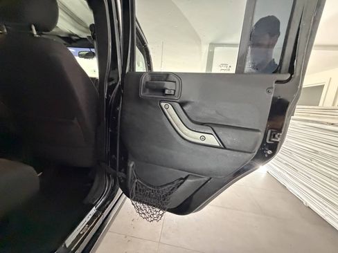 Used 2015 Jeep Wrangler Unlimited Sport AWD/4WD image 23