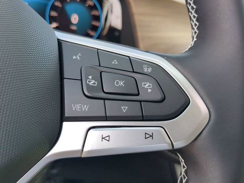 New 2026 Volkswagen Atlas SE image 30