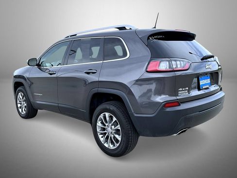 Used 2019 Jeep Cherokee Latitude Plus w/ Cold Weather Group AWD/4WD image 7