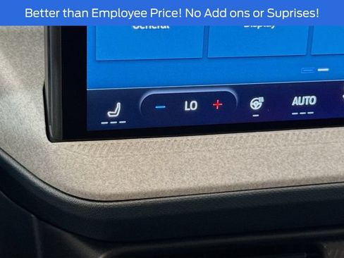 New 2026 Ford Maverick XLT w/ XLT Luxury Package FWD image 19