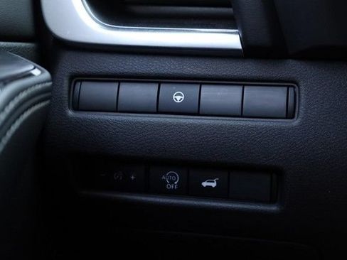 Certified 2025 Nissan Rogue SV w/ SV Premium Package FWD image 19