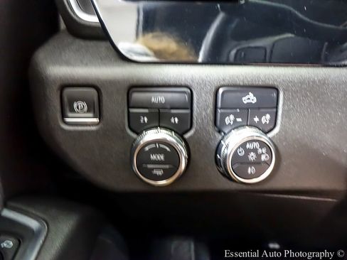 Used 2023 GMC Sierra 1500 Elevation AWD/4WD image 19