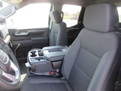 New 2026 GMC Sierra 1500 SLE AWD/4WD image 11