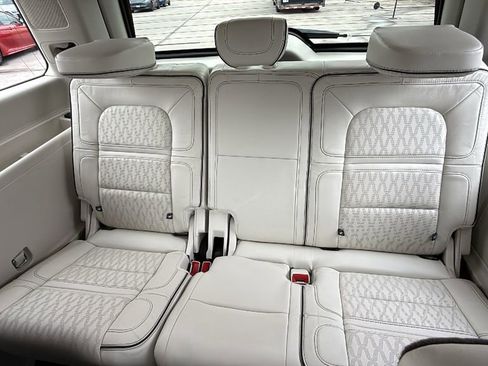 Used 2022 Lincoln Navigator Black Label AWD/4WD image 18