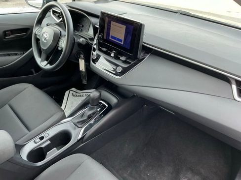 Used 2024 Toyota Corolla LE image 17