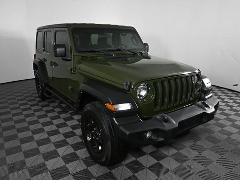 Used 2022 Jeep Wrangler Unlimited Sport AWD/4WD image 23