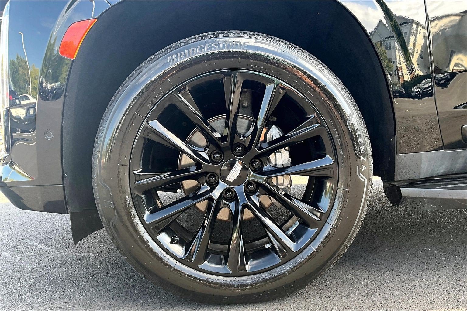Used 2023 Cadillac Escalade Sport AWD/4WD image 8