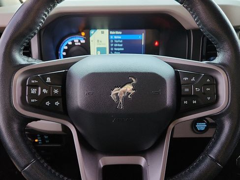 Used 2023 Ford Bronco Wildtrak AWD/4WD image 12