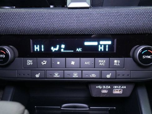 New 2026 Subaru Outback Premium image 33