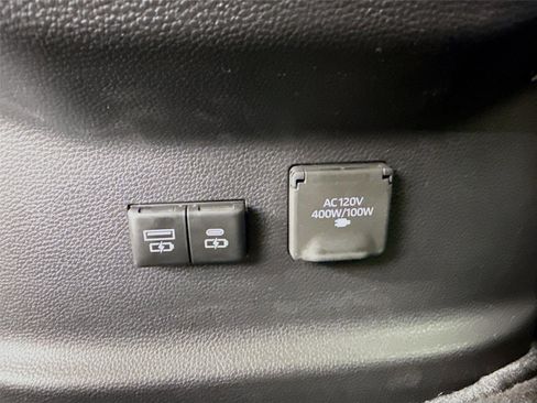 New 2025 Toyota Tundra Platinum image 43