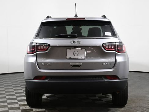 Used 2022 Jeep Compass Latitude w/ Convenience Group image 6