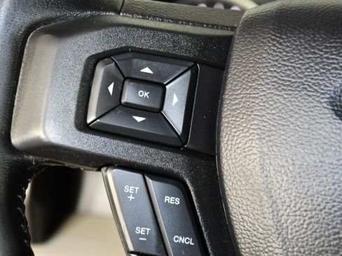 Used 2019 Ford F150 XLT w/ Equipment Group 302A Luxury AWD/4WD image 22
