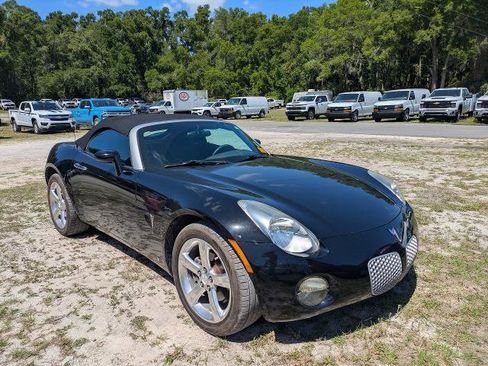 Used 2006 Pontiac Solstice Convertible w/ Power Package image 1