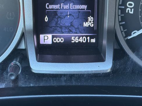 Used 2019 Toyota Tacoma SR5 image 26