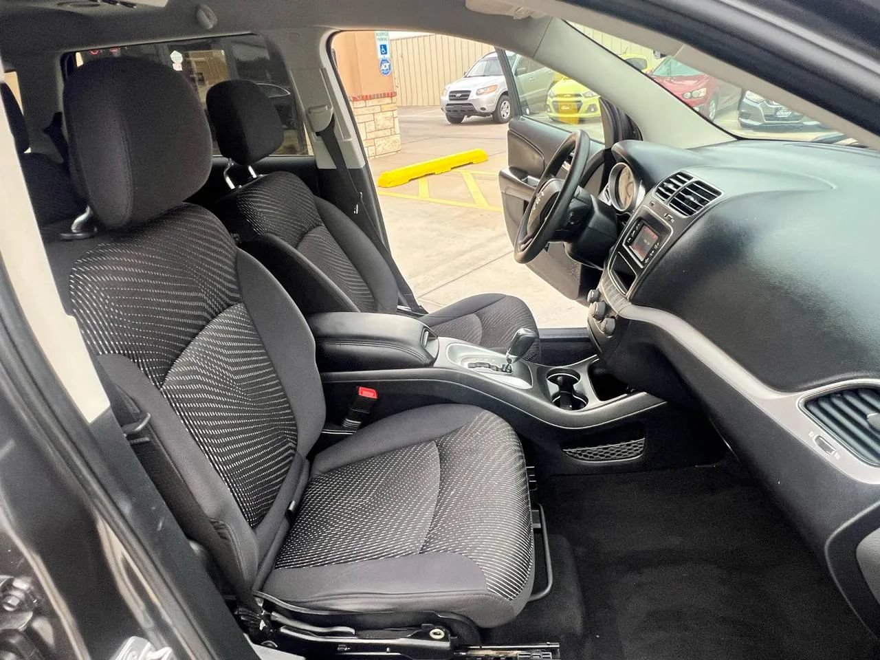 Used 2015 Dodge Journey SXT w/ Flexible Seating Group FWD image 33