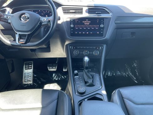 Used 2020 Volkswagen Tiguan SEL Premium R-Line w/ 3rd Row Seat Package AWD/4WD image 15